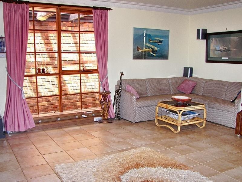 26 Moore, Bacchus Marsh VIC 3340
