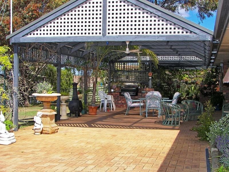 26 Moore, Bacchus Marsh VIC 3340