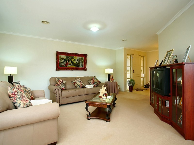 6 Kayla Way, Kurunjang VIC 3337