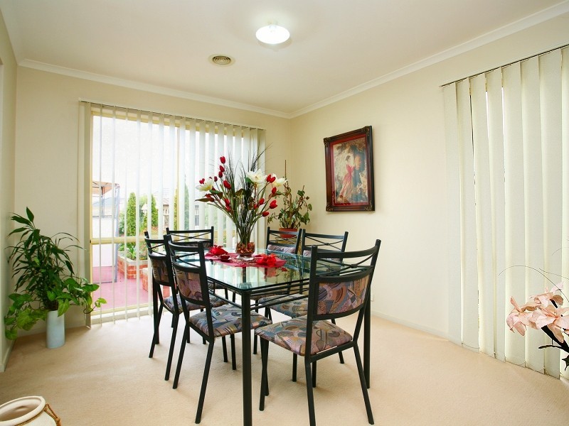 6 Kayla Way, Kurunjang VIC 3337