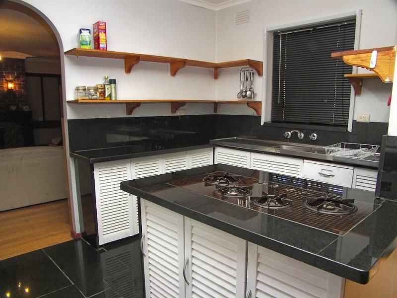 48 Manson Drive, Melton South VIC 3338