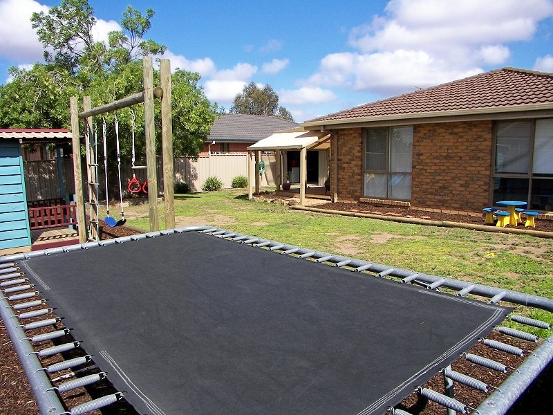 3 Maree Court, Melton VIC 3337