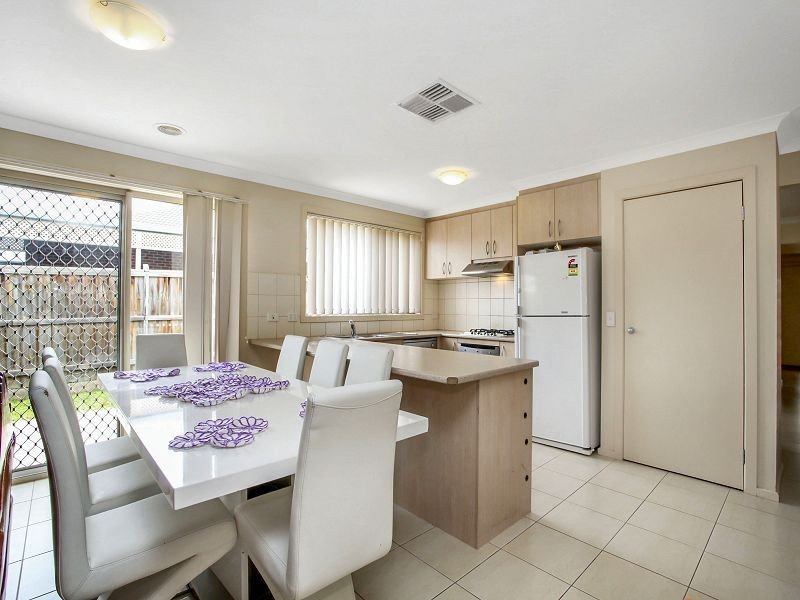 7 Rosemont Rise, Melton West VIC 3337