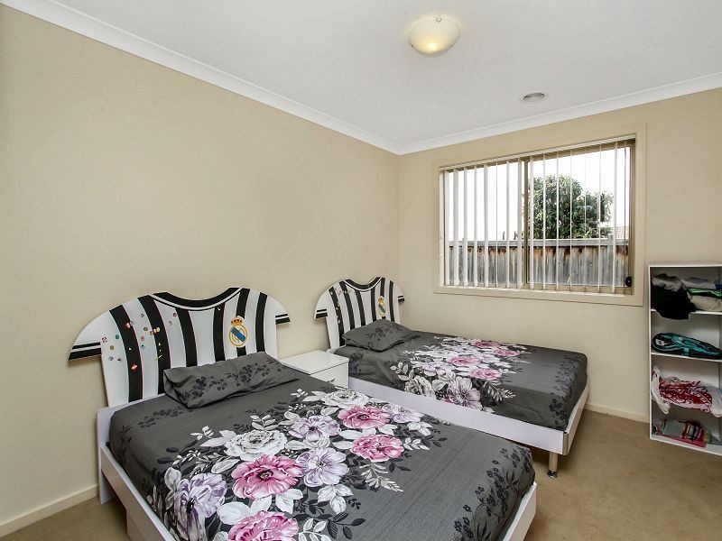 7 Rosemont Rise, Melton West VIC 3337