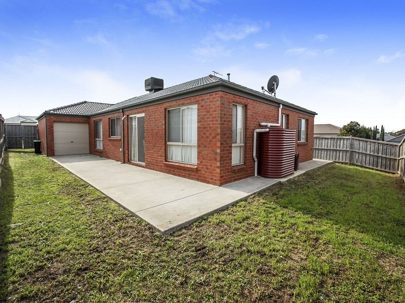 7 Rosemont Rise, Melton West VIC 3337