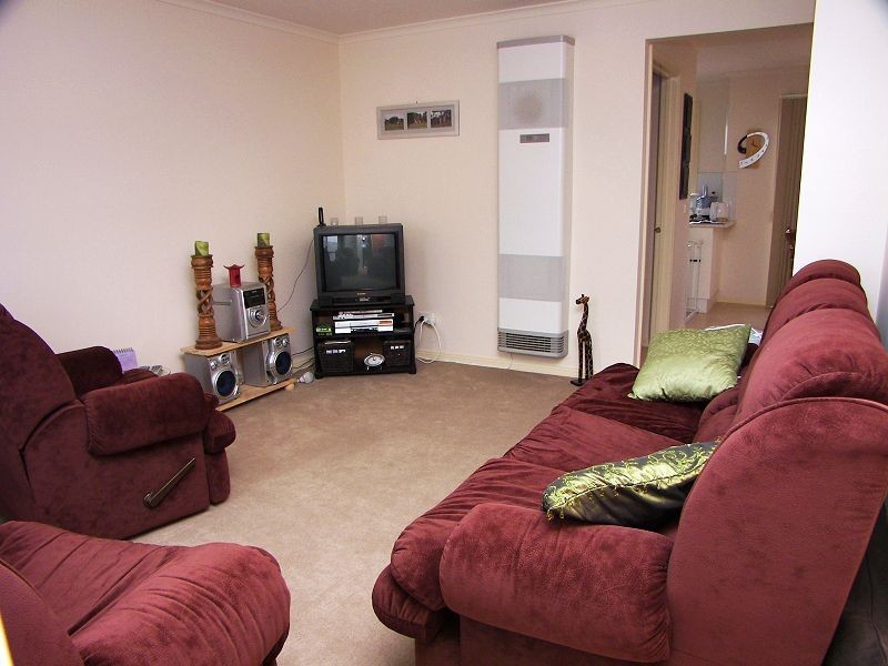 6/28-34 Phillips Street, Melton South VIC 3338