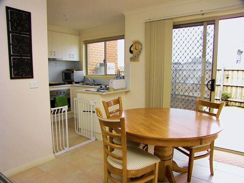 6/28-34 Phillips Street, Melton South VIC 3338