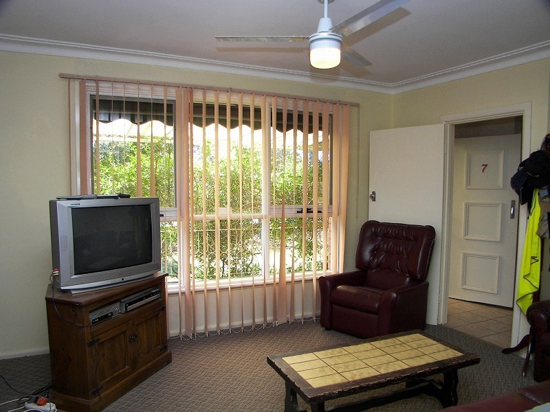 7 Swan Street, Melton VIC 3337