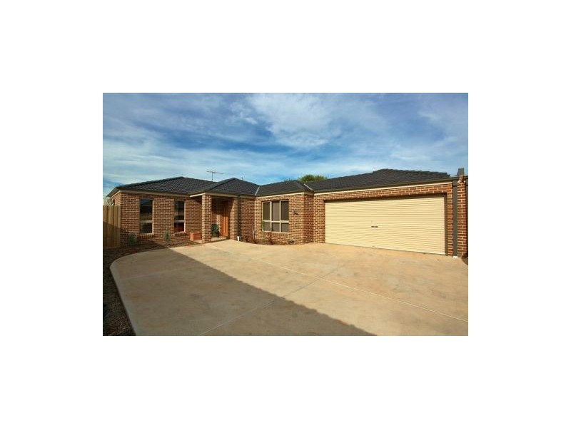 3/36 Kurrujong Crescent, Melton South VIC 3338