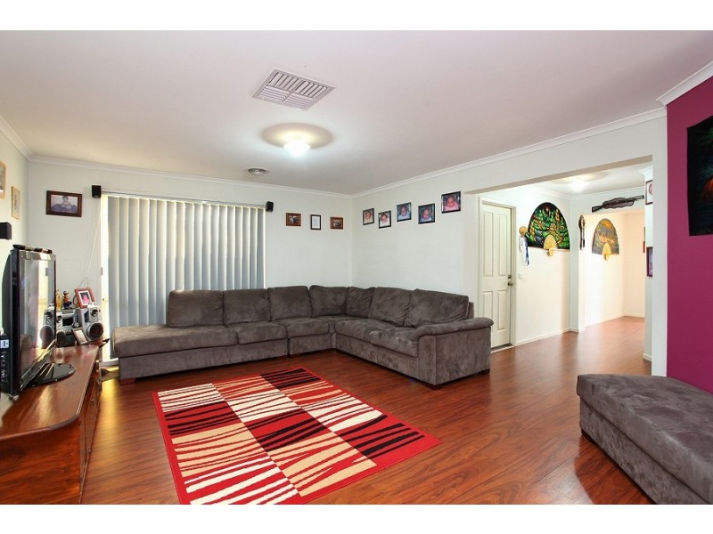 11 Kayla Way, Kurunjang VIC 3337