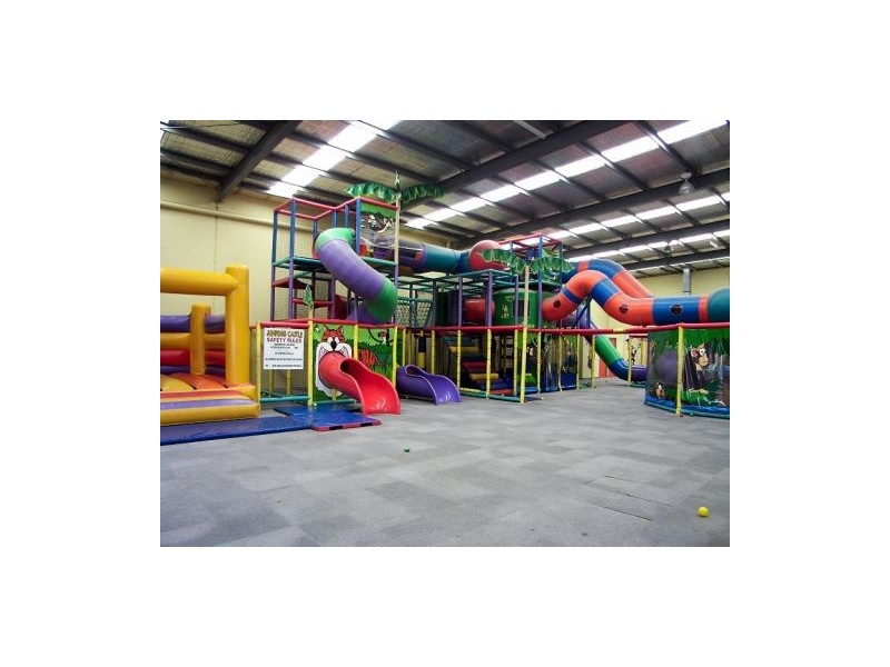 1/86-88 High Street, Melton VIC 3337