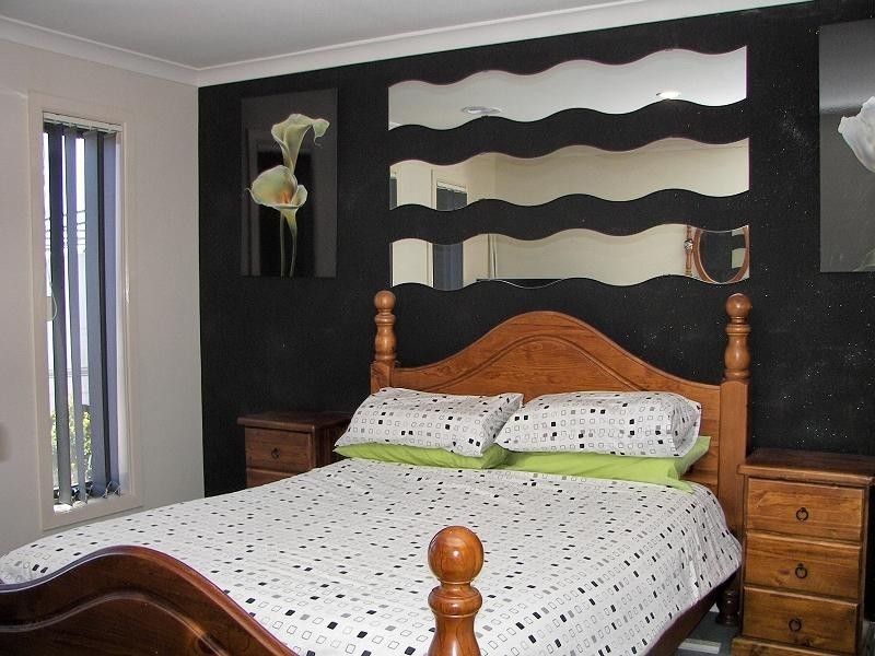 12 Indigo Square, Brookfield VIC 3338