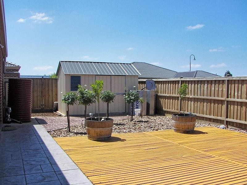 12 Indigo Square, Brookfield VIC 3338