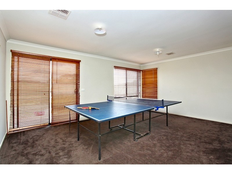 2 Saintly Court, Kurunjang VIC 3337