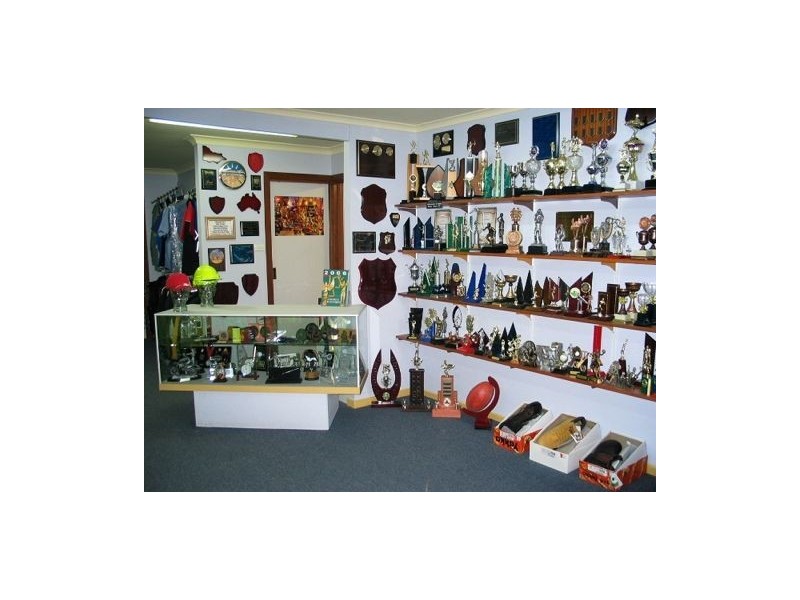 10 Norton Drive, Melton VIC 3337