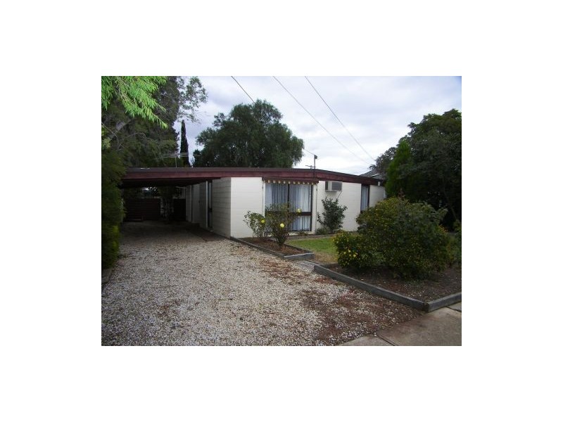 3 Cheshire Avenue, Melton South VIC 3338