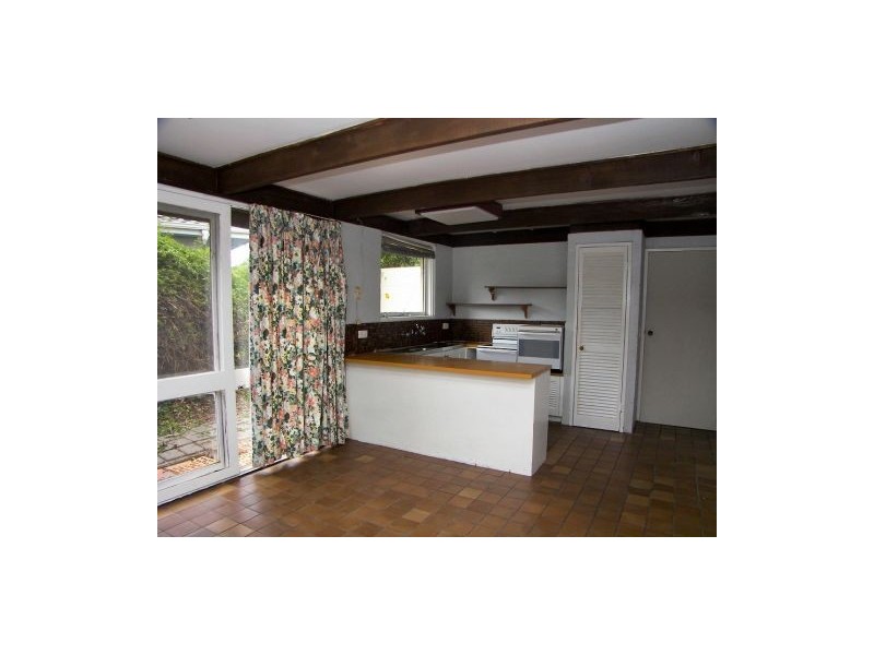 3 Cheshire Avenue, Melton South VIC 3338