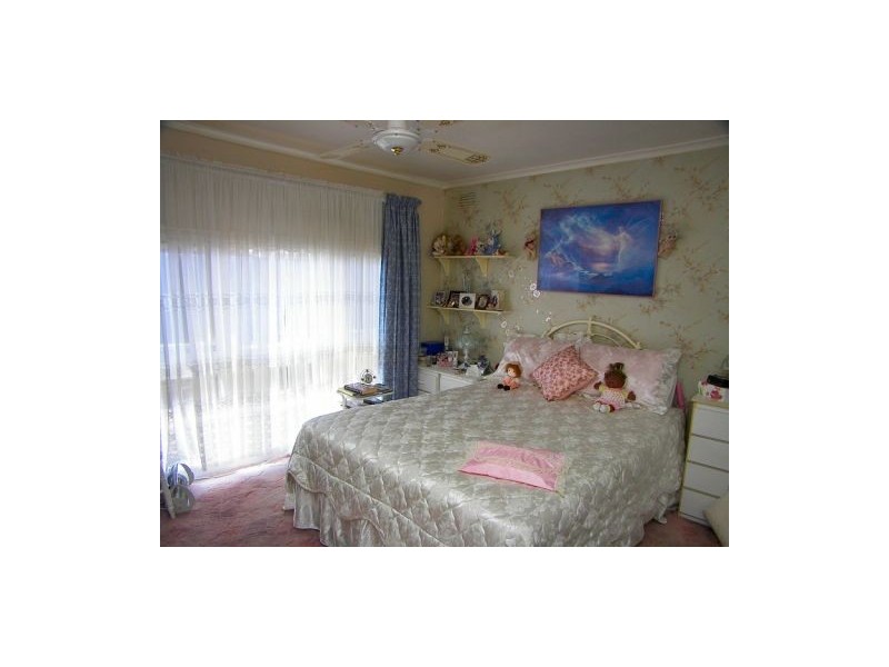 22 Lorimer Street, Melton VIC 3337