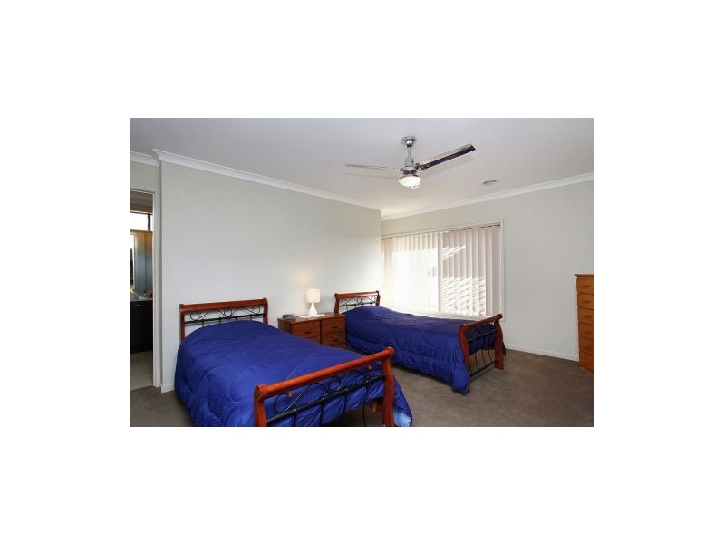 196 Clarkes Rd, Brookfield VIC 3338