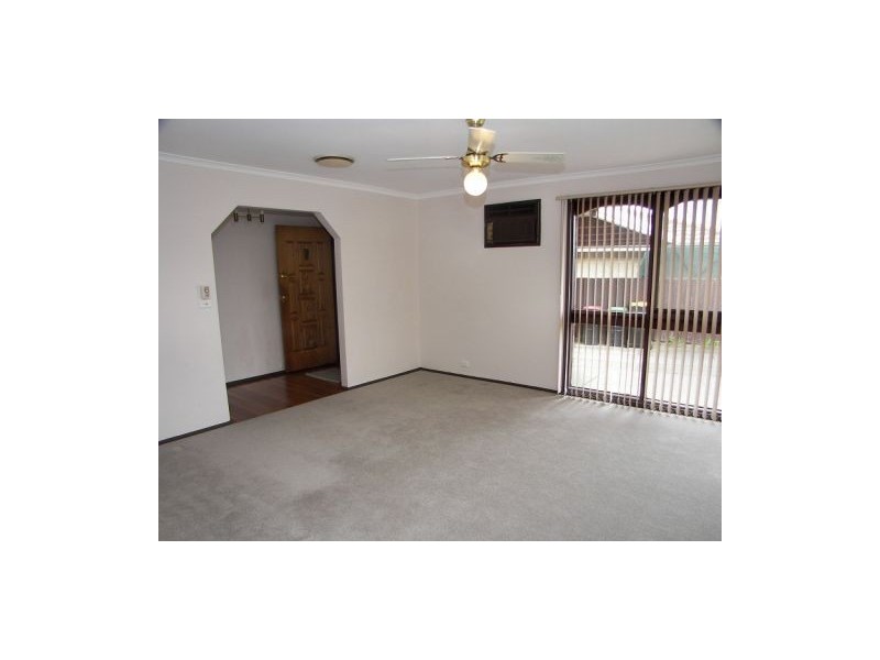 38 Grace Street, Melton South VIC 3338