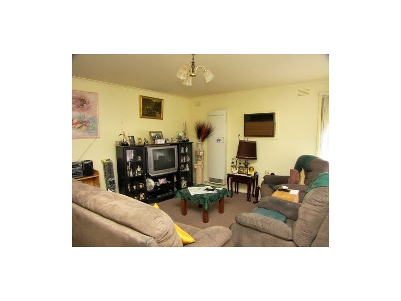 3/1 Raymond Street, Melton South VIC 3338