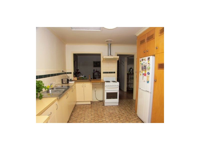 145 Station Road, Melton South VIC 3338