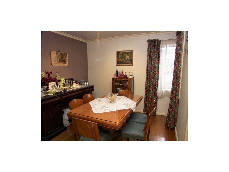 145 Station Road, Melton South VIC 3338