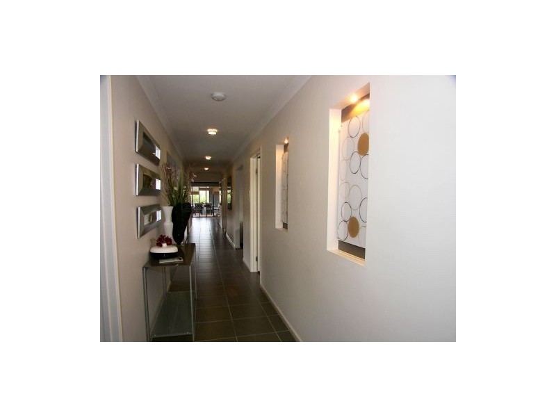 703 High Street, Melton VIC 3337