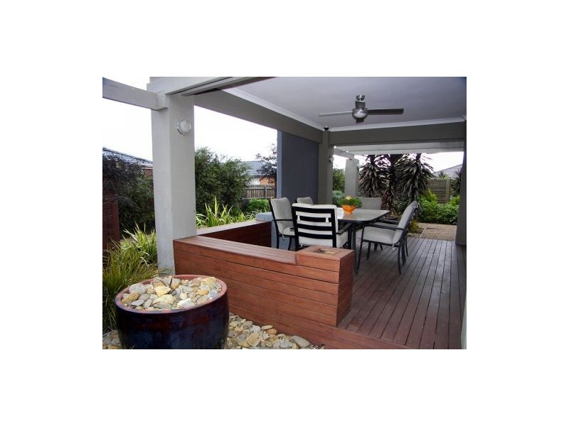 703 High Street, Melton VIC 3337