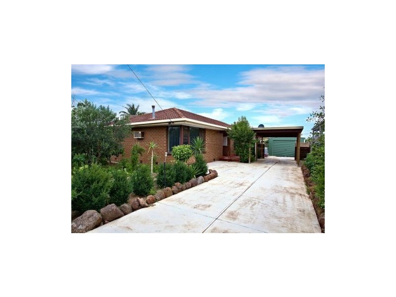 14 Hudson Place, Melton VIC 3337