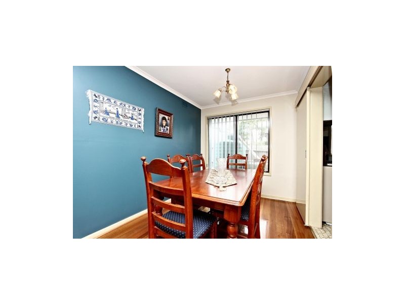 14 Hudson Place, Melton VIC 3337