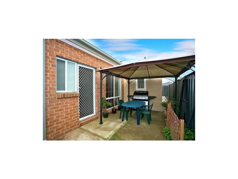 85 Lakewood Boulevard, Melton VIC 3337