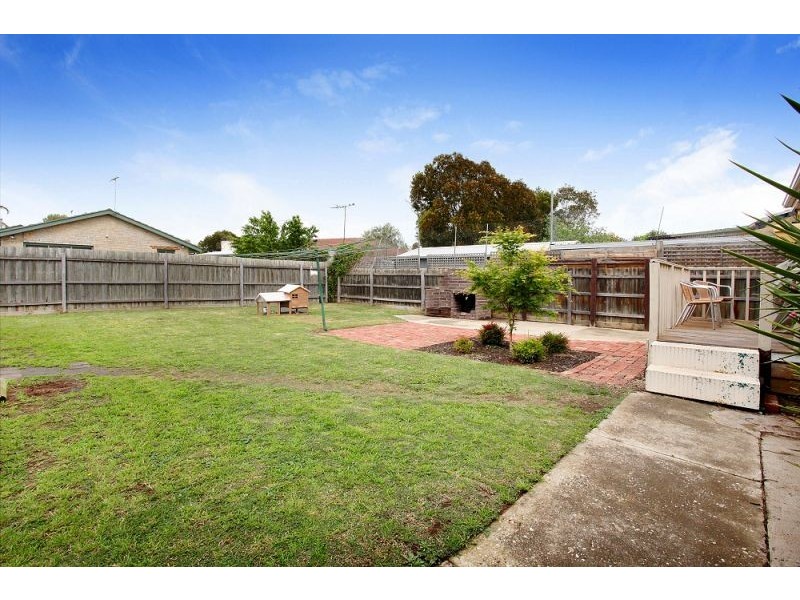 44 Bennett Street, Melton South VIC 3338
