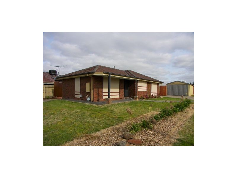 3 Jang Place, Melton VIC 3337