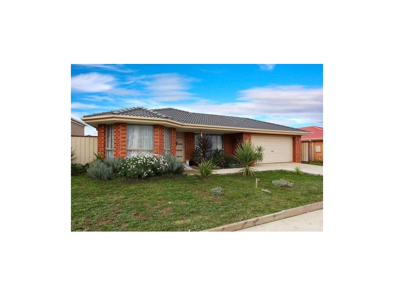 25 Banker Street, Melton VIC 3337