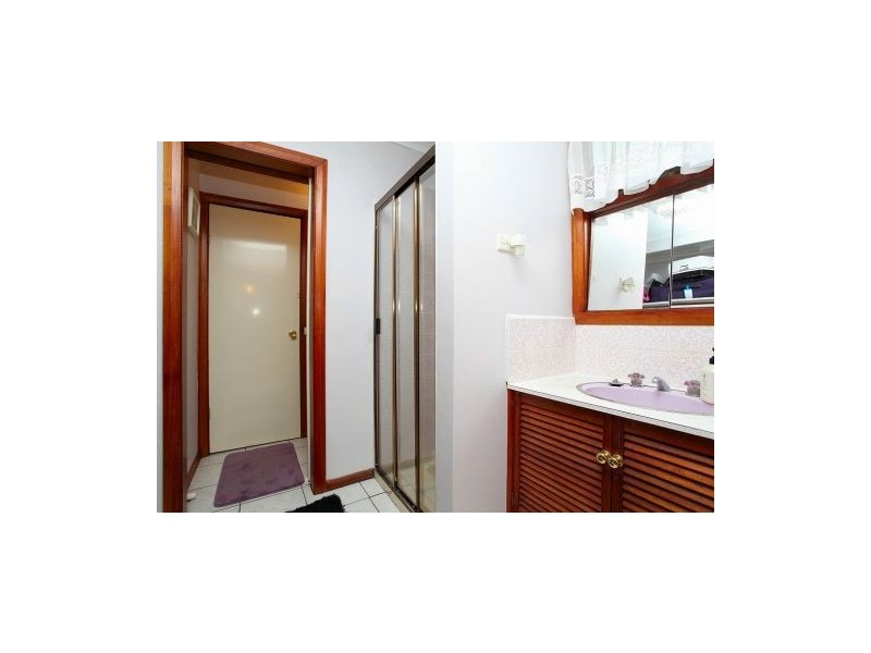 14 Grace Street, Melton South VIC 3338