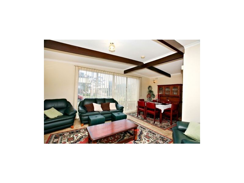 3 Inez Court, Melton VIC 3337