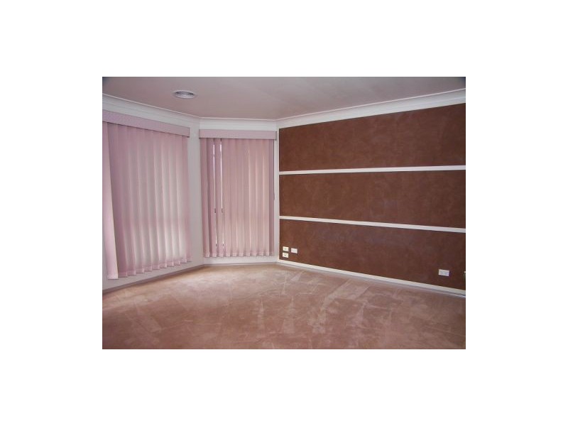 13 Ridgeway, Melton VIC 3337