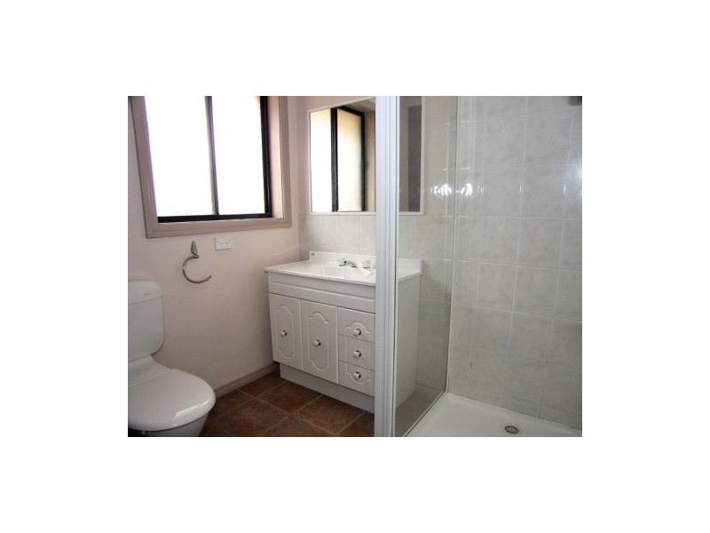 13 Ridgeway, Melton VIC 3337