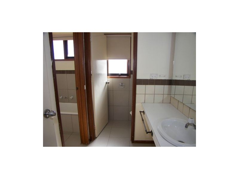 15 Anniba Court, Melton West VIC 3337