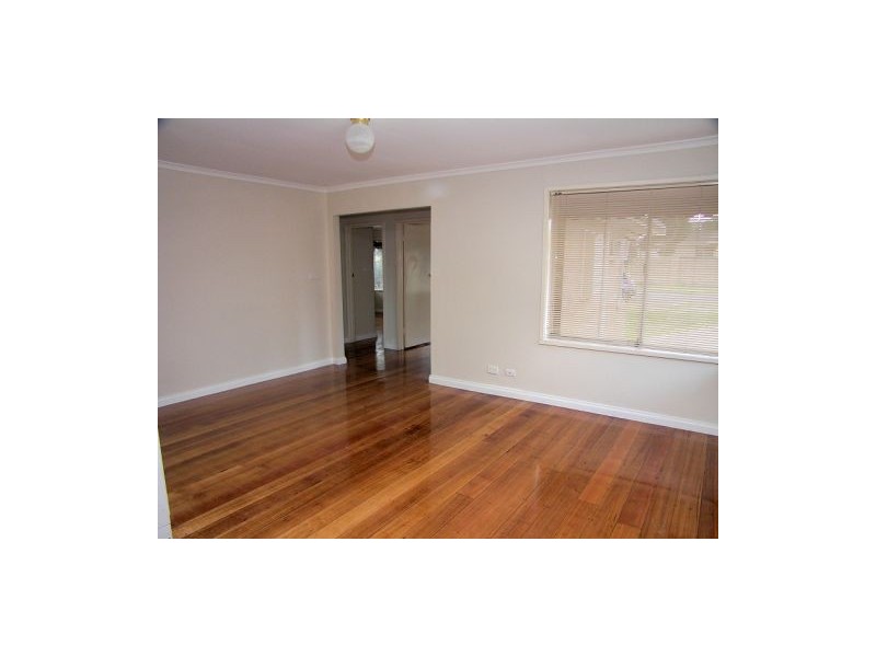 47 Falcon Drive, Melton VIC 3337