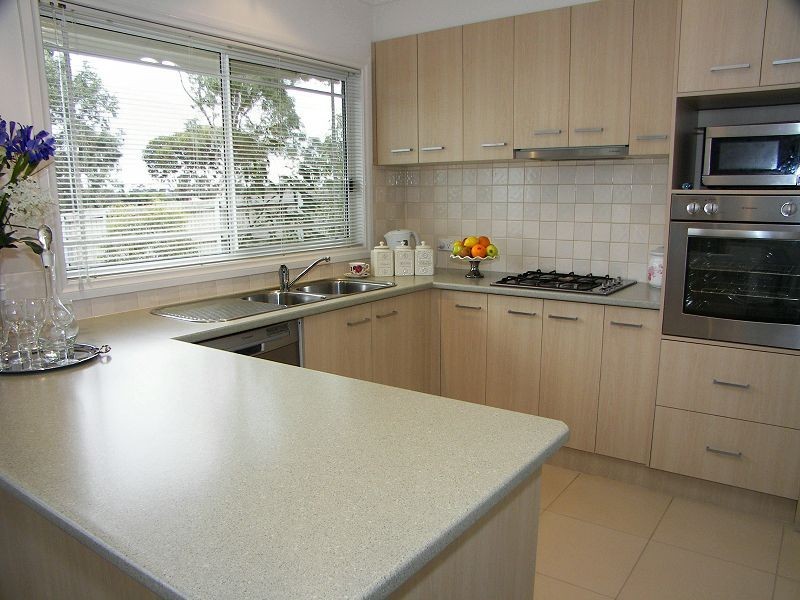 49 Kennett Court, Melton South VIC 3338