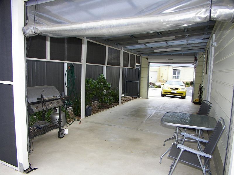 49 Kennett Court, Melton South VIC 3338