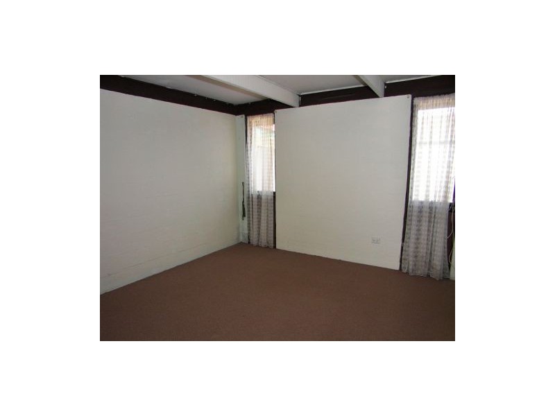 3 Mathews Street, Melton South VIC 3338