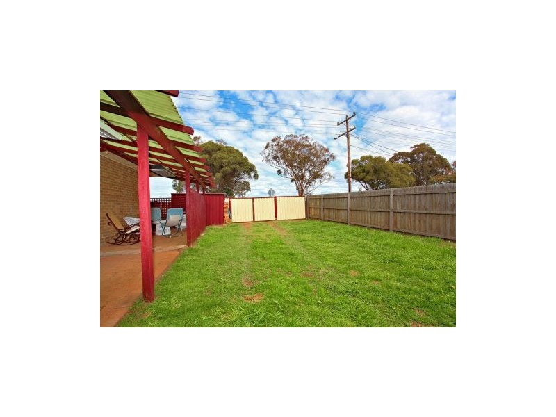 1 Monash Street, Melton South VIC 3338