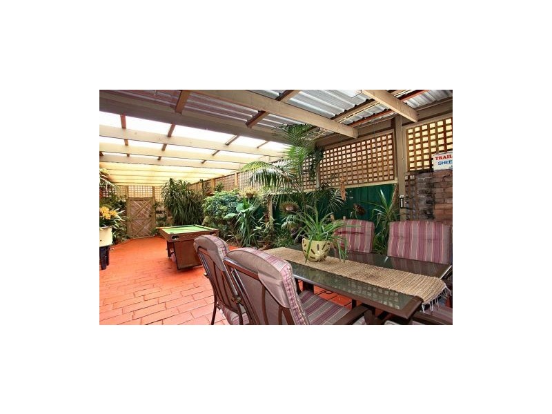 22 Morris Street, Melton South VIC 3338