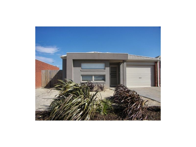 4 Wotan Place, Melton VIC 3337
