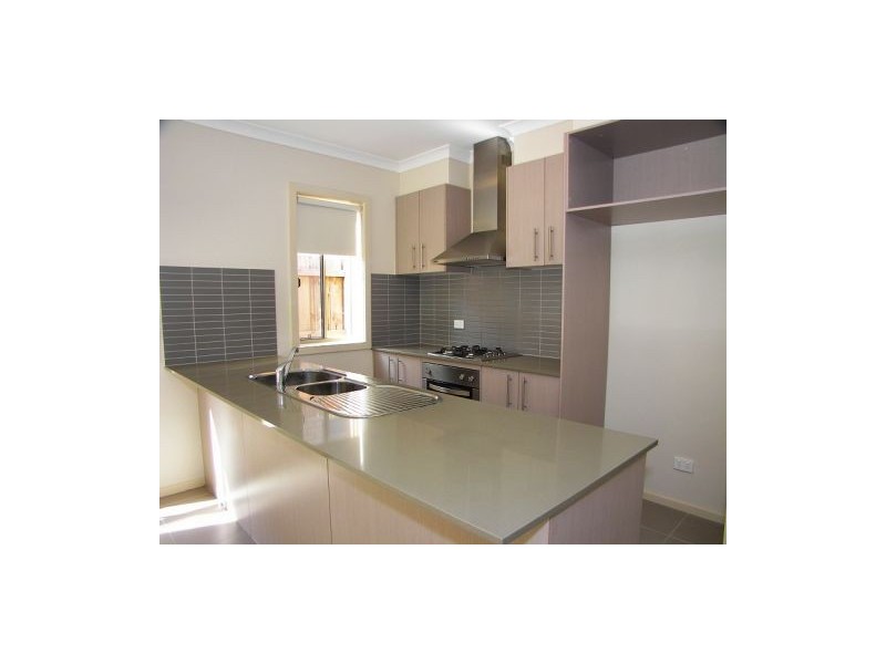 4 Wotan Place, Melton VIC 3337