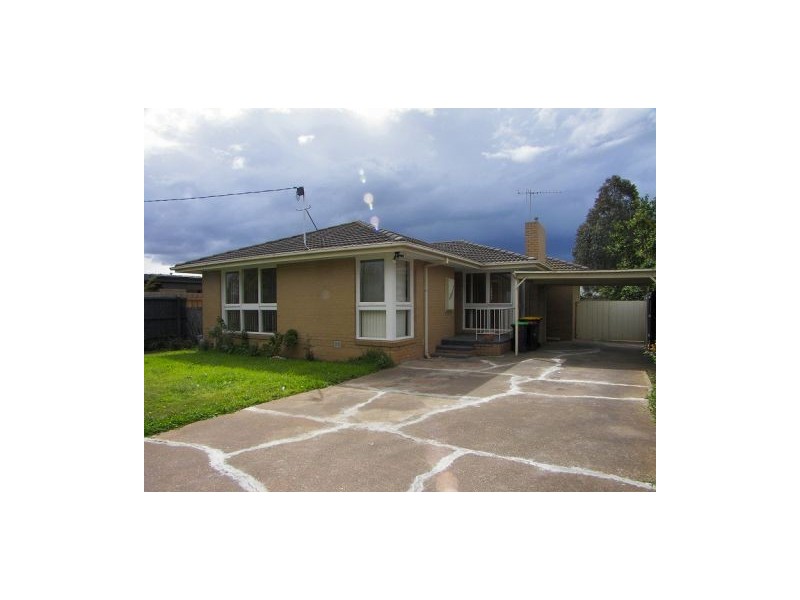 44 Brooklyn Road, Melton South VIC 3338