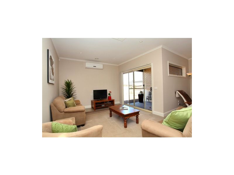 166 Clarkes Road, Brookfield VIC 3338